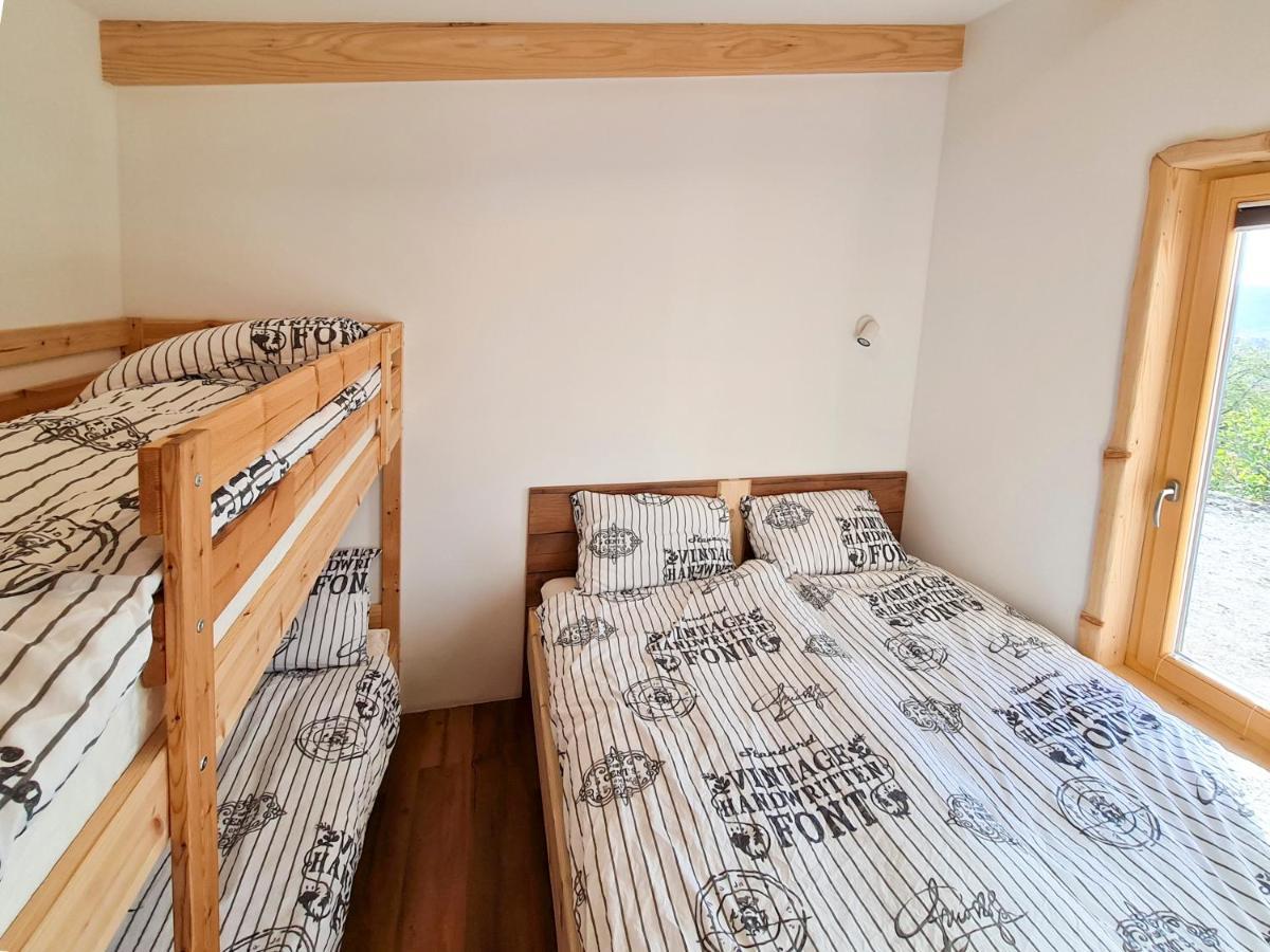 Апартаменты Panorama Glamping Vipavska Dolina Dobravlje Экстерьер фото
