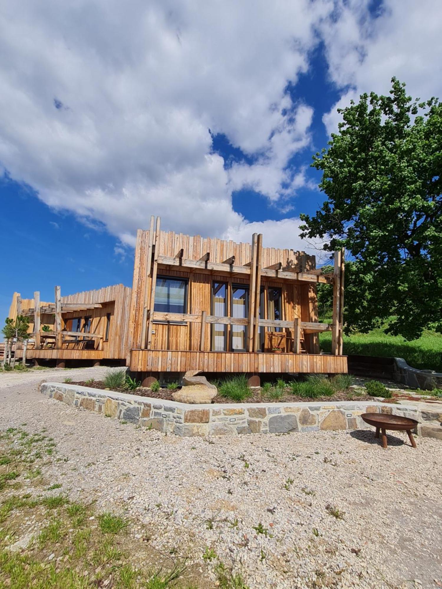Апартаменты Panorama Glamping Vipavska Dolina Dobravlje Экстерьер фото